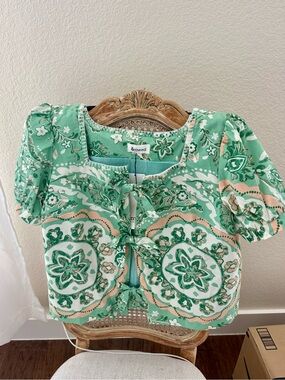 NWT Green Floral Tie-Front Women's Top M
